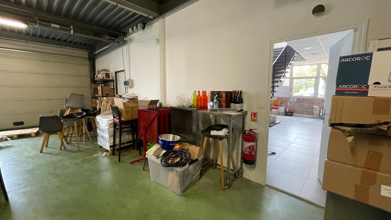 Local d'activité Les Essarts-le-Roi 396m² Vente local d'activité Les Essarts-le-Roi Yvelines OVACT2529113 3